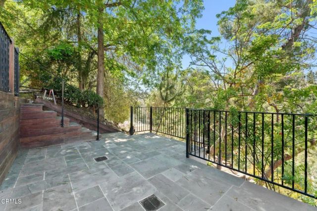 405 Woodcliffe Road, Pasadena, CA 91105