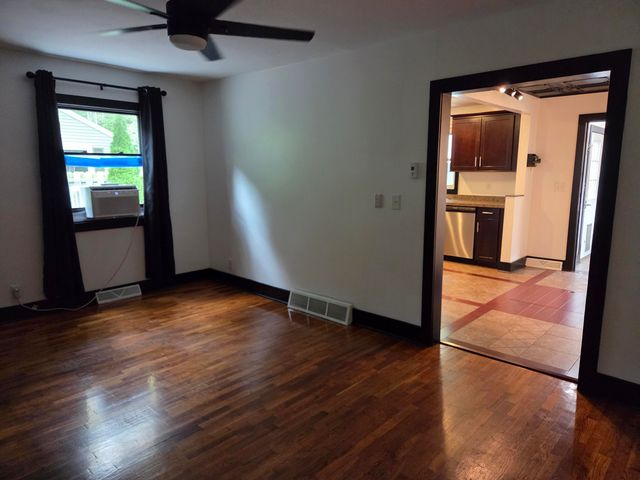 330 Robertson Avenue, Battle Creek City, MI 49015