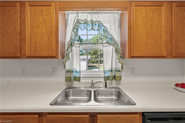 998 Fuller Mill Road, Thomasville, NC 27360