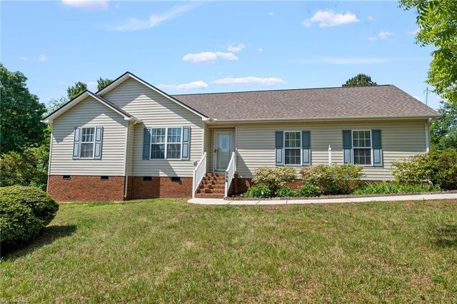 998 Fuller Mill Road, Thomasville, NC 27360