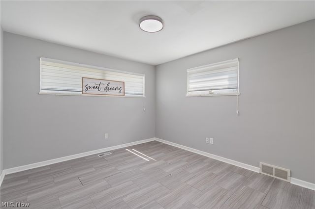 1121 Valleyview Avenue SW, Canton, OH 44710
