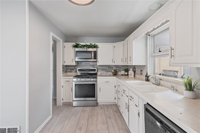 1121 Valleyview Avenue SW, Canton, OH 44710
