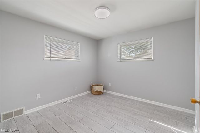 1121 Valleyview Avenue SW, Canton, OH 44710