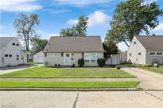 1121 Valleyview Avenue SW, Canton, OH 44710