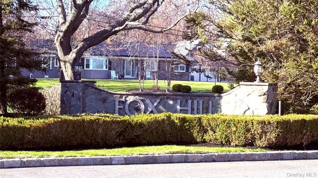 508 Fox Hill Drive, Baiting Hollow, NY 11933