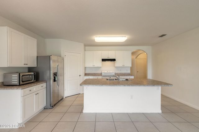 5214 Old Walker Way, Port Orange, FL 32128