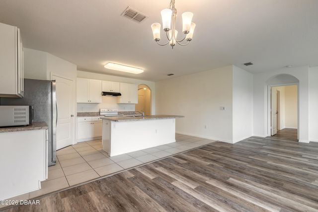 5214 Old Walker Way, Port Orange, FL 32128