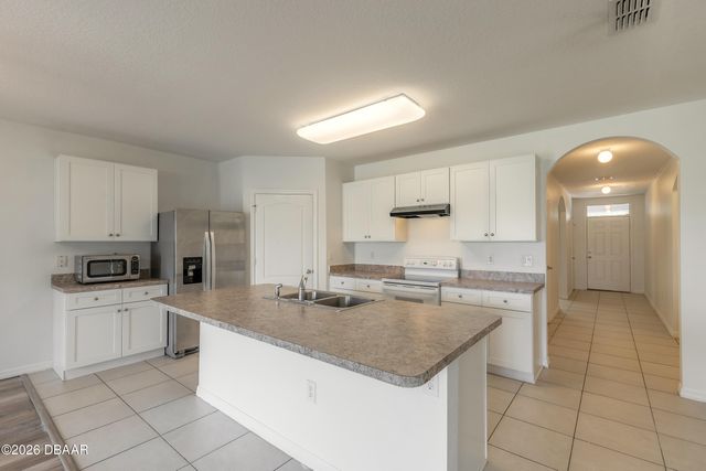 5214 Old Walker Way, Port Orange, FL 32128