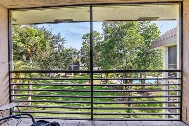 7653 NW 79th Ave 312, Tamarac, FL 33321