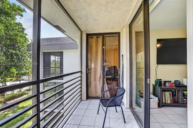7653 NW 79th Ave 312, Tamarac, FL 33321