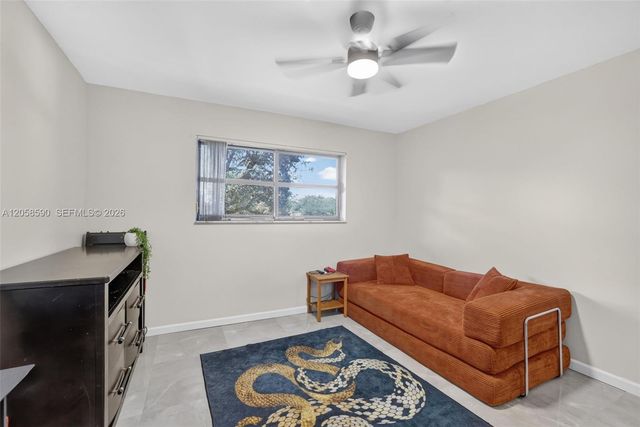 7653 NW 79th Ave 312, Tamarac, FL 33321