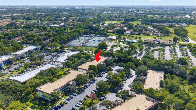 7653 NW 79th Ave 312, Tamarac, FL 33321