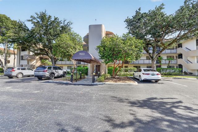 7653 NW 79th Ave 312, Tamarac, FL 33321