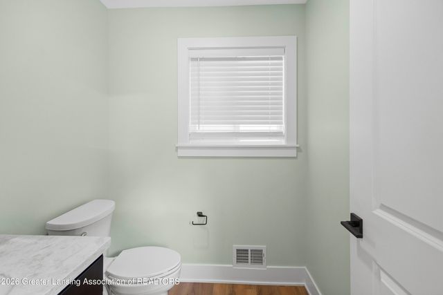 912 N Chestnut Street, Lansing, MI 48906