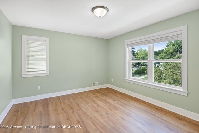 912 N Chestnut Street, Lansing, MI 48906
