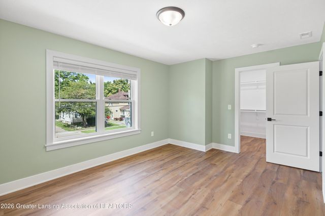 912 N Chestnut Street, Lansing, MI 48906