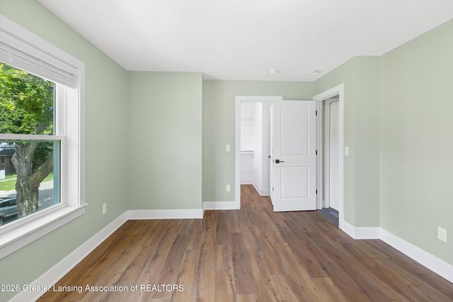 912 N Chestnut Street, Lansing, MI 48906