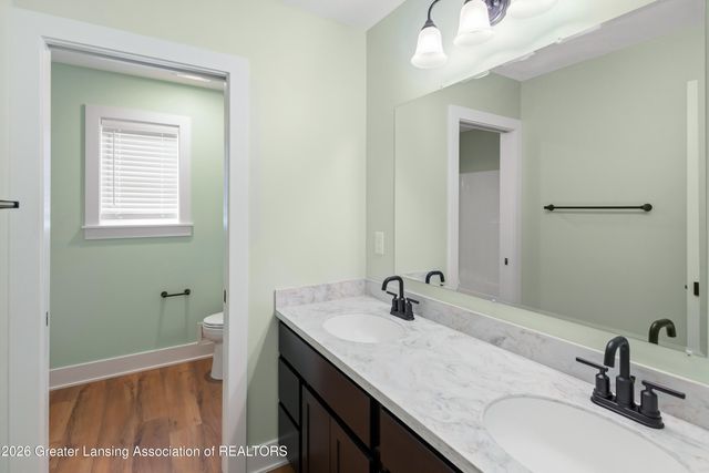 912 N Chestnut Street, Lansing, MI 48906