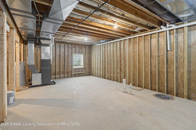 912 N Chestnut Street, Lansing, MI 48906