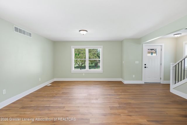 912 N Chestnut Street, Lansing, MI 48906