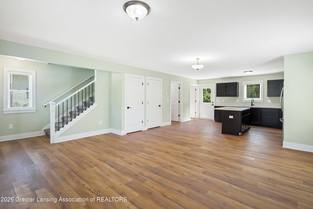 912 N Chestnut Street, Lansing, MI 48906