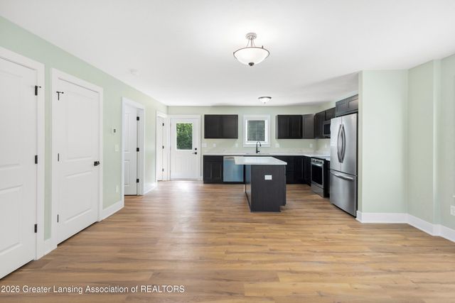 912 N Chestnut Street, Lansing, MI 48906