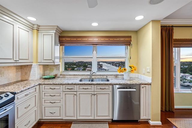 400 Seasage Drive 1101, Delray Beach, FL 33483