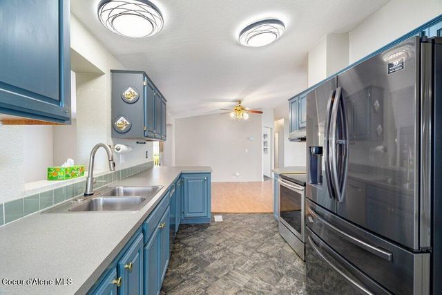 2192 W Yorkshire Ave, Coeur D'alene, ID 83815