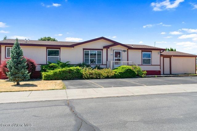 2192 W Yorkshire Ave, Coeur D'alene, ID 83815