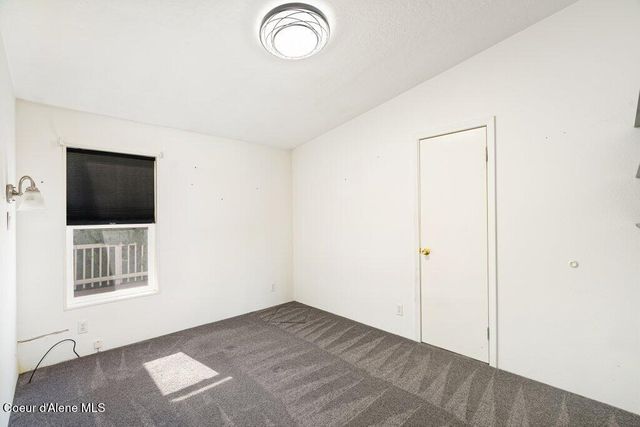 2192 W Yorkshire Ave, Coeur D'alene, ID 83815