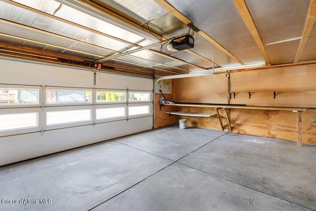 2192 W Yorkshire Ave, Coeur D'alene, ID 83815