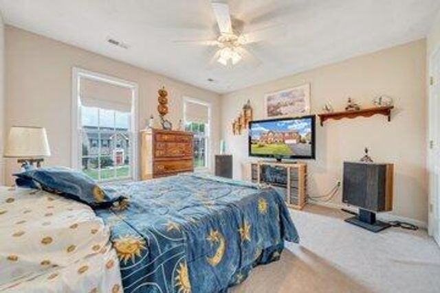 6411 Garrett LN, Roanoke, VA 24019