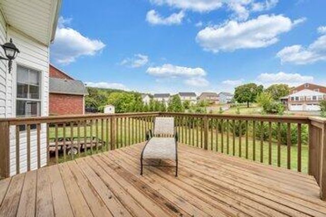 6411 Garrett LN, Roanoke, VA 24019