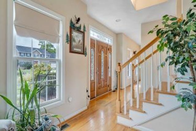 6411 Garrett LN, Roanoke, VA 24019