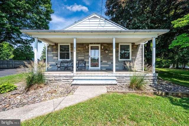 959 GREENWAY TER, Reading, PA 19607
