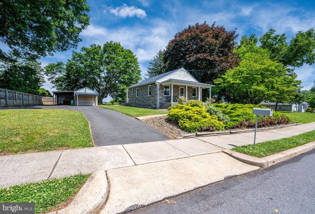959 GREENWAY TER, Reading, PA 19607
