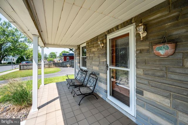 959 GREENWAY TER, Reading, PA 19607