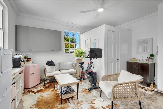 8640 SW 125th St, Miami, FL 33156