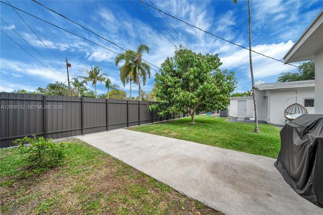 8640 SW 125th St, Miami, FL 33156