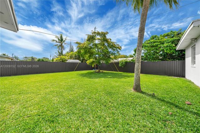 8640 SW 125th St, Miami, FL 33156