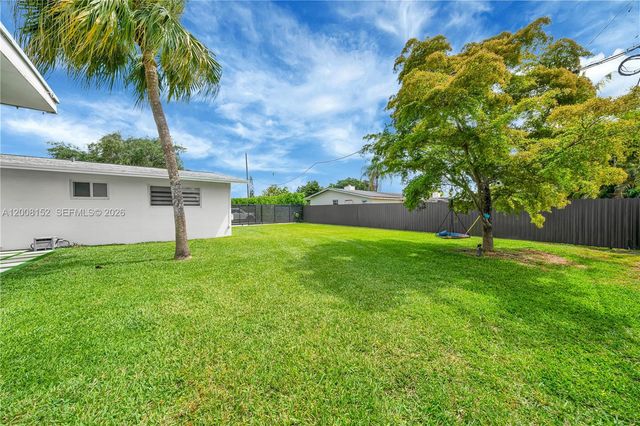 8640 SW 125th St, Miami, FL 33156