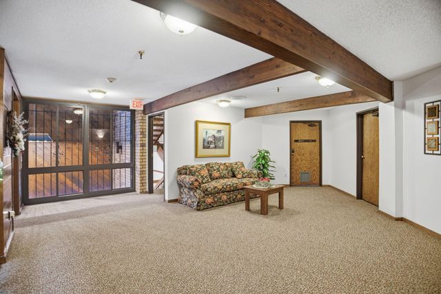 1000 41st Avenue NE 204, Columbia Heights, MN 55421