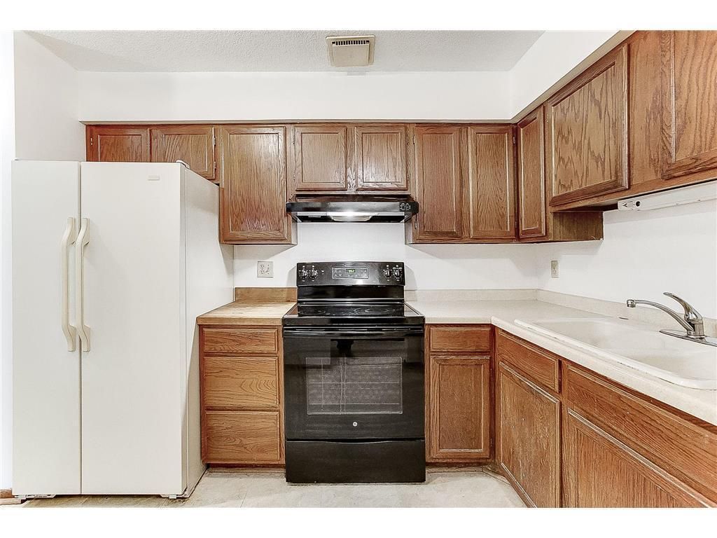 1000 41st Avenue NE 204, Columbia Heights, MN 55421