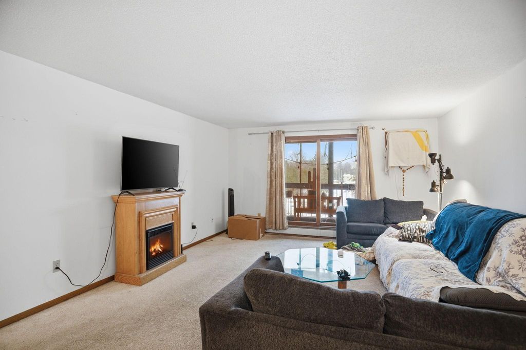 1000 41st Avenue NE 204, Columbia Heights, MN 55421 — photo 5