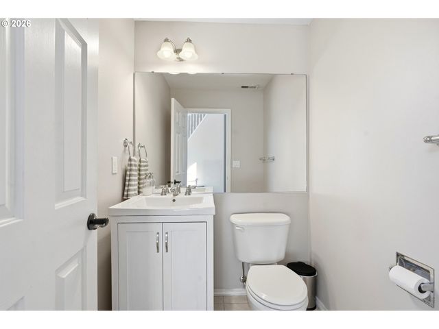 849 MEADOWLAWN Pl, Molalla, OR 97038