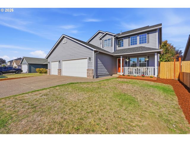 849 MEADOWLAWN Pl, Molalla, OR 97038