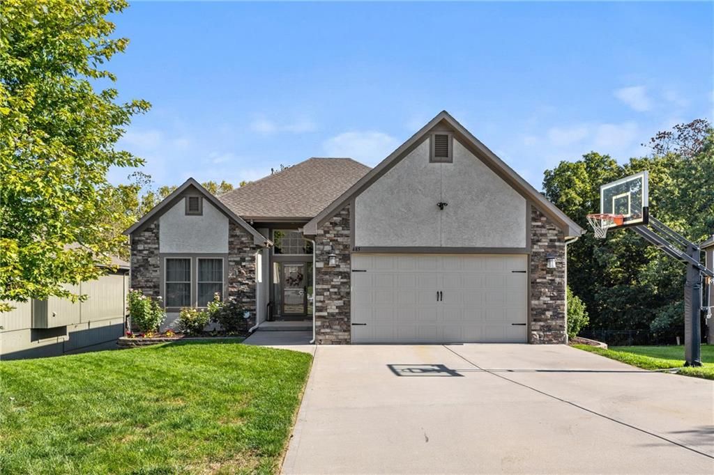 485 S 137th Place, Bonner Springs, KS 66012