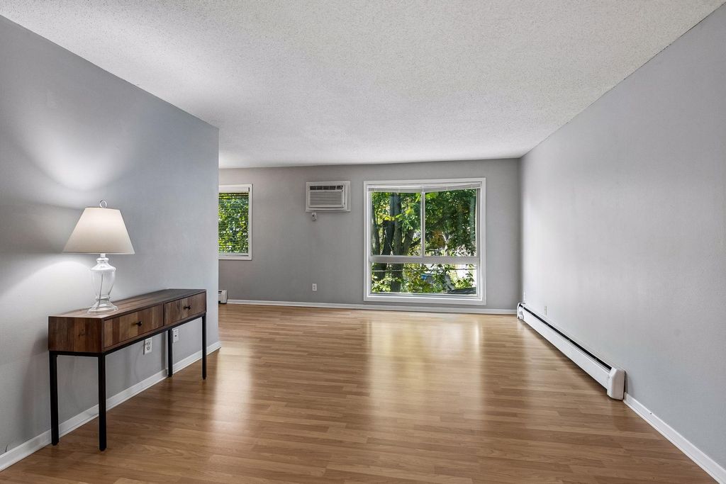 3540 Hennepin Avenue 210, Minneapolis, MN 55408 — photo 2