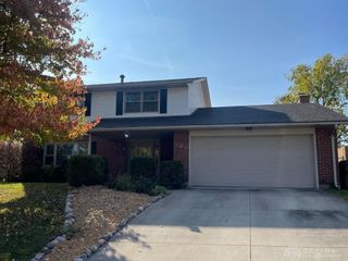 386 Ridgewood Drive, Fairborn, OH 45324