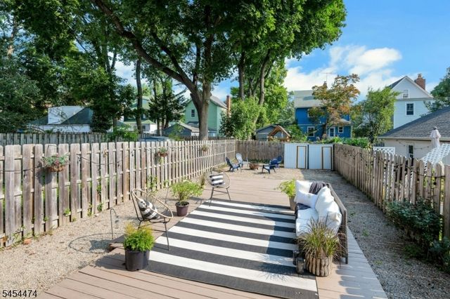 30 Tichenor Pl, Montclair Twp., NJ 07042